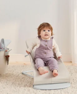 BabyBjörn Baby Bouncer and Toy Bar – Light Beige