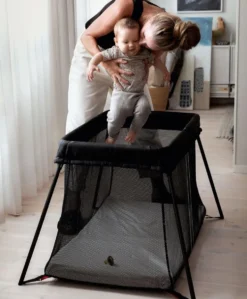 BabyBjörn Travel Cot Light - Black
