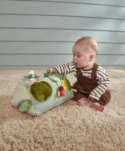 BabyPlay Wildlife Activity Triangle Toy