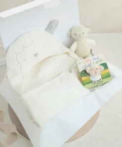 Bathtime Lamb - Medium Gift Box