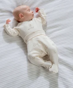 Bear Print Bodysuit & Bottoms Set (2 Pieces)