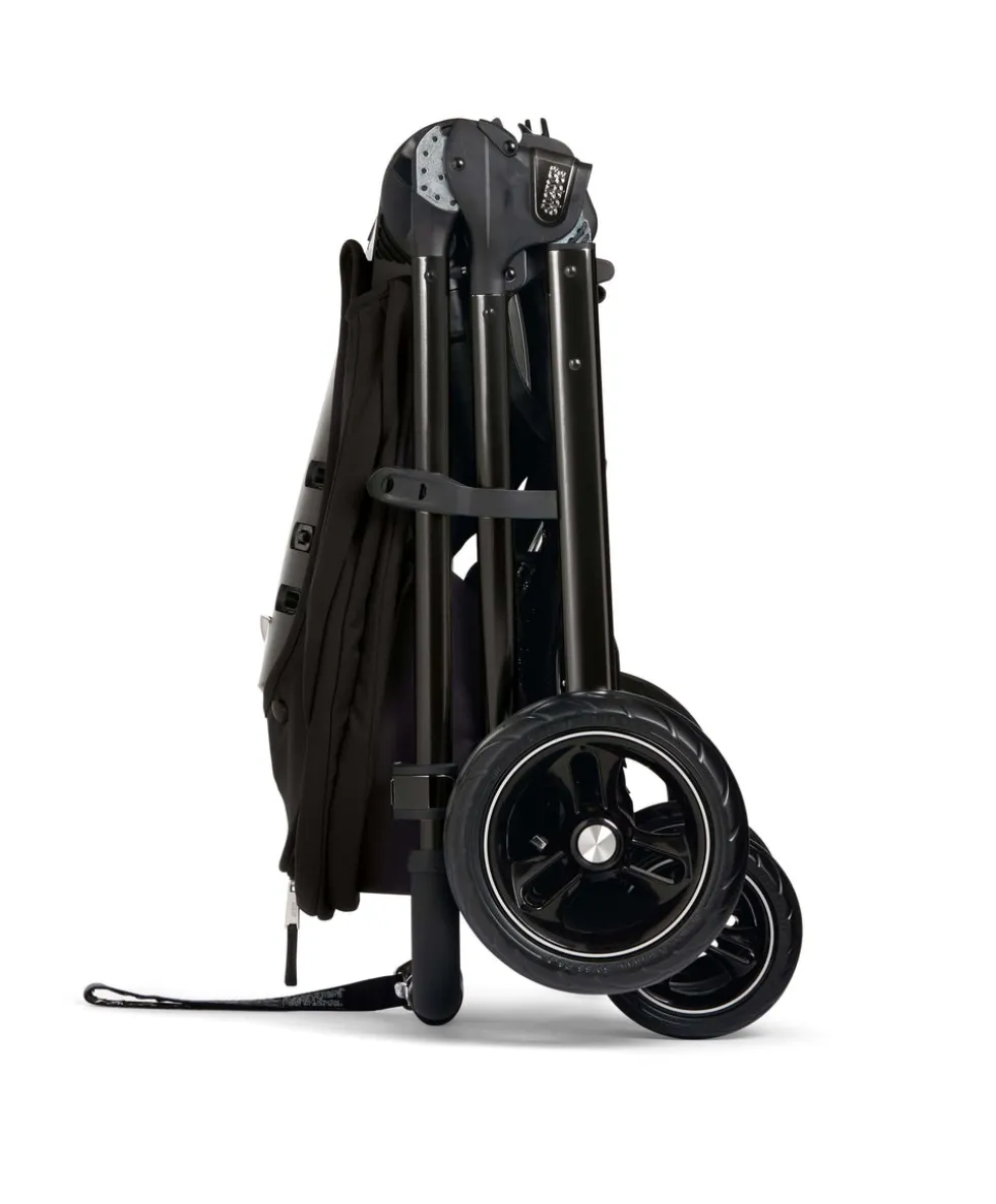 Flip XT³ Pushchair Complete Bundle with Cybex Cloud T Car Seat & Base (8 Pieces) - Ink
