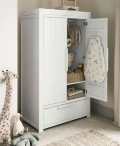 Franklin Nursery Bundle with Lua Bedside Crib (6 Piece) – White Wash