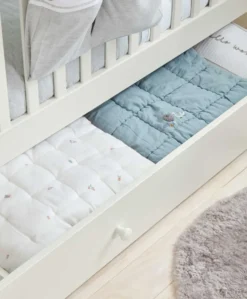 Mia Cotbed & Luxury Hybrid Twin Mattress Bundle - Off-White