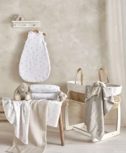 Moses Basket - White Cable Knit