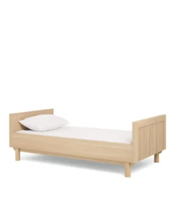 Oska 2 Piece Cotbed Set with Dresser Changer - Oak