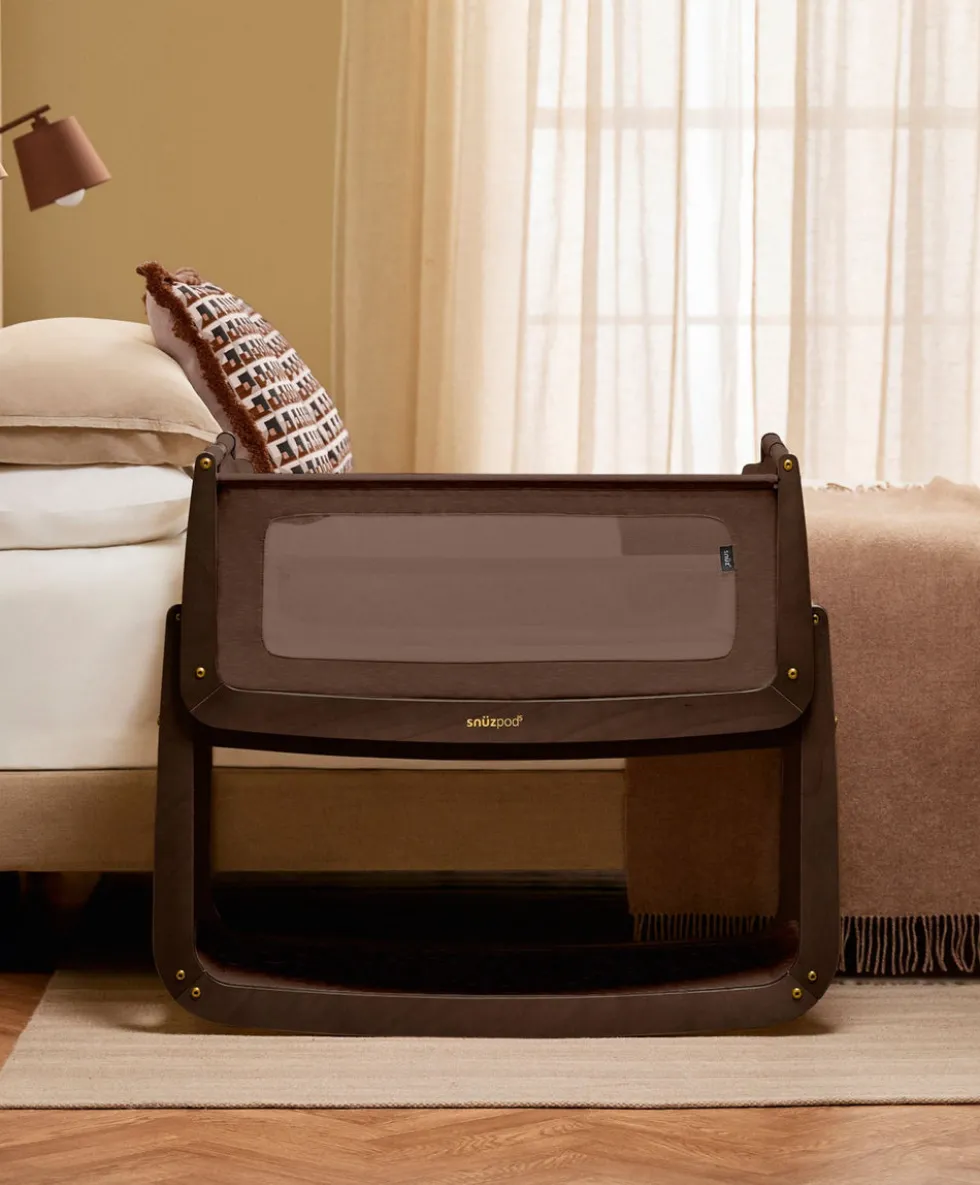 SnuzPod 5 Bedside Crib - Chocolate