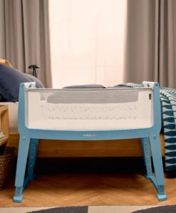 SnuzPod Studio Bedside Crib – Santorini Sky Blue