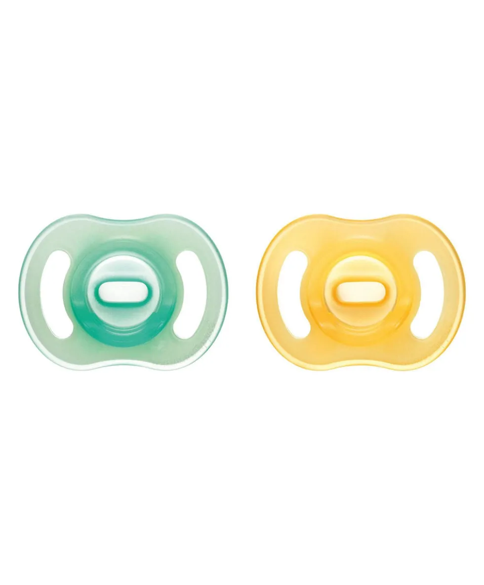 Tommee Tippee Ultra-light StayPut Night Glow Soother 0-6m (2 Pack)