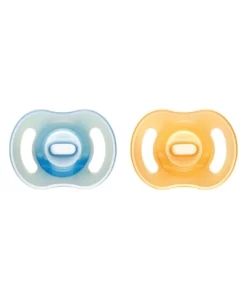Tommee Tippee Ultra-light StayPut Night Glow Dummy 6-18m (2 Pack)