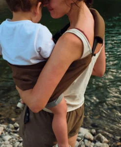 Wildride Toddler Carrier with Free Bag - Coffee
